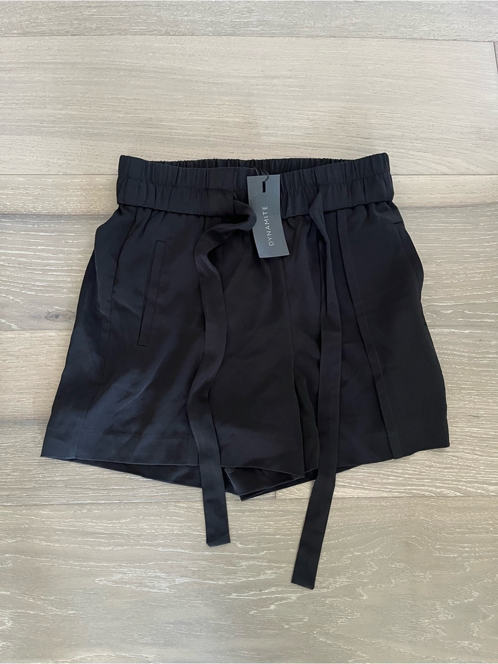 Dynamite Shorts BNWT